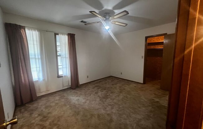 3 beds, 2 baths, $1,900