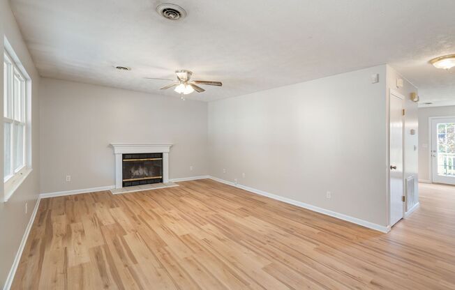 2 beds, 1.5 baths, $1,495, Unit 1