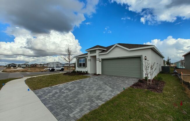 Brand New 4/3 Home in Haines City (Tarpon Bay)