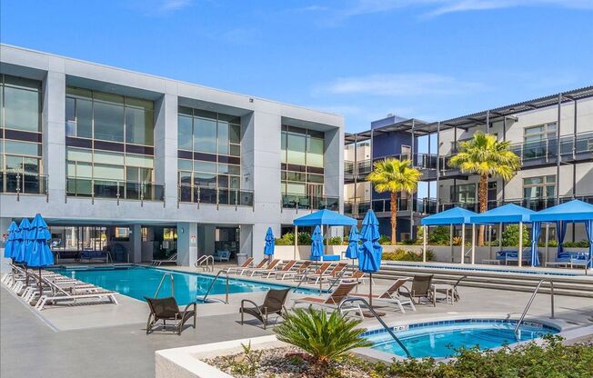 2 beds, 2 baths, $2,195, Unit Unit 102