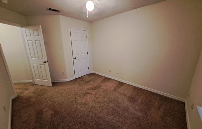 3 beds, 2 baths, $1,800