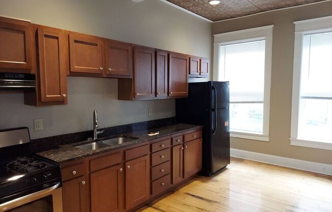 1 bed, 1 bath, 433 sqft, $1,045, Unit 5