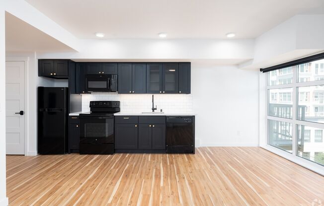 1 bed, 1 bath, 510 sqft, $1,912, Unit 607