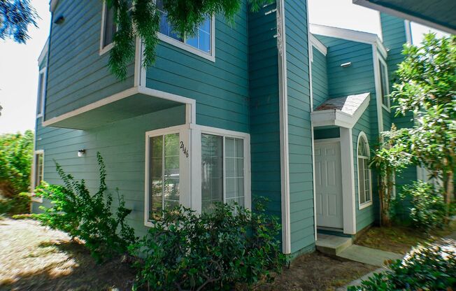 2-Story Point Loma Townhome - OPEN HOUSE, SAT., APRIL 26th from 3 - 3:30 pm