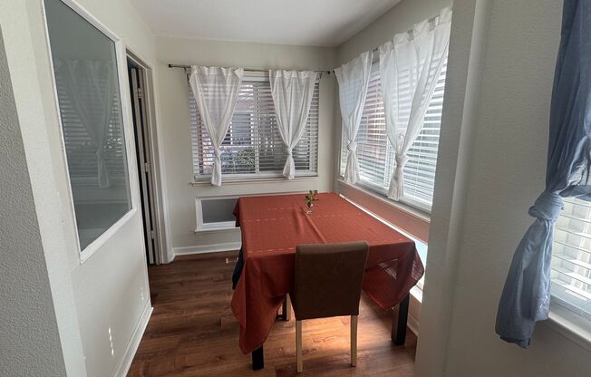 2 beds, 2 baths, $2,850, Unit # 1109