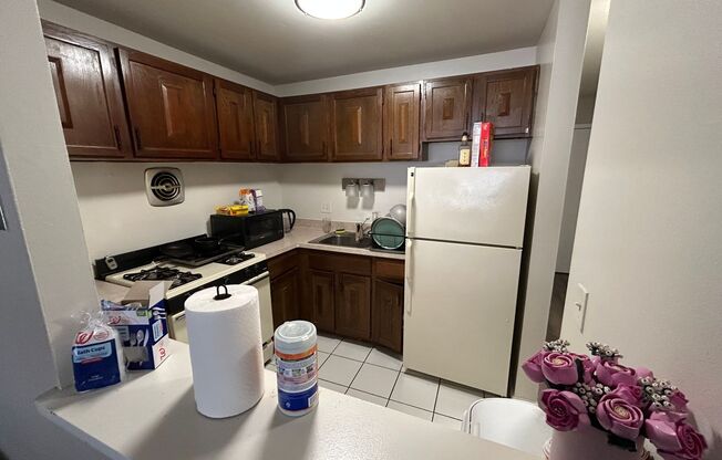 1 bed, 1 bath, $1,145, Unit 105