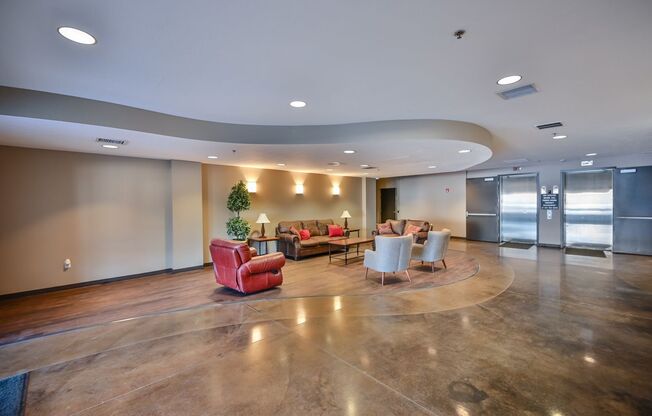 Stunning Condo in Excellent Salt Lake Location!