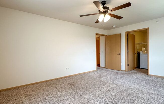 2 beds, 1 bath, 1,295 sqft, $1,440, Unit ML 515-11