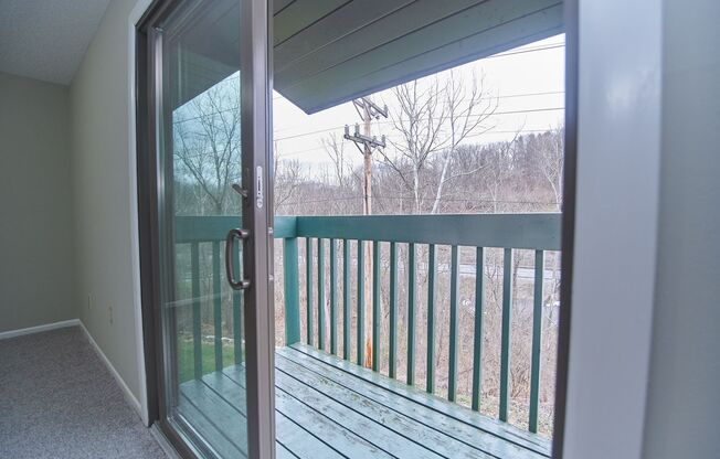 2 beds, 1 bath, 975 sqft, $1,575, Unit 209