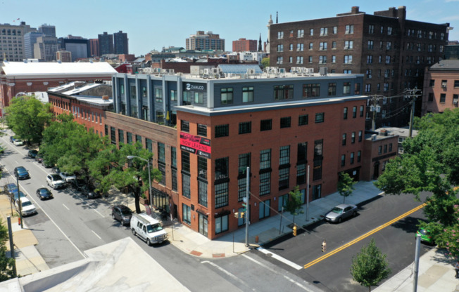 Studio, 1 bath, 400 sqft, $1,262.5, Unit 403
