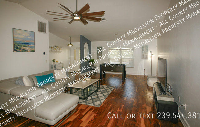 723 NW 38 PL