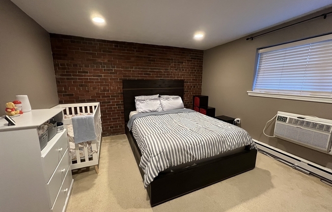 25 Greentree Ln