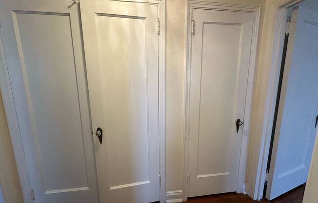 1 bed, 1 bath, 768 sqft, $1,450, Unit Royal York 809