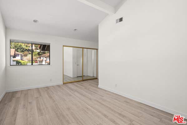 1470 PALISADES DR