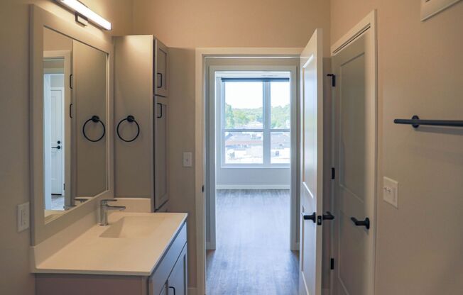 2 beds, 2 baths, 1,108 sqft, $2,350, Unit 505