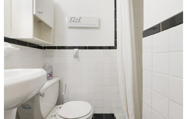 Studio, 1 bath, $2,550, Unit MR3