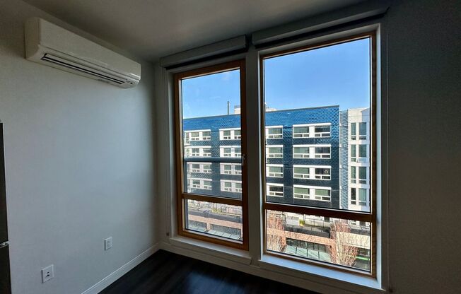 Studio, 1 bath, 430 sqft, $1,799, Unit Unit 612