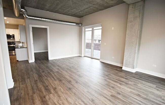 2 beds, 2 baths, 975 sqft, $4,450, Unit 3833-310