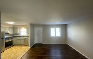 2 beds, 1 bath, $1,375, Unit 4023 N. 375 W.