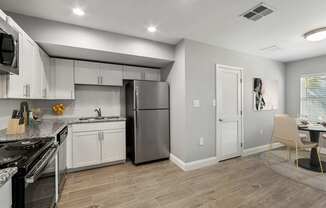 Royal Isles Apartments