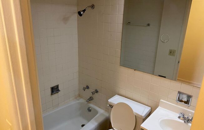 Studio, 1 bath, 400 sqft, $1,325, Unit 431-#532