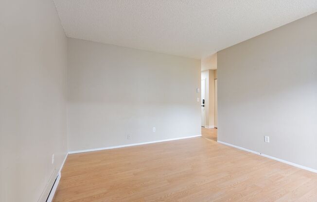 1 bed, 1 bath, 675 sqft, $1,195, Unit #11