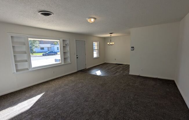 3 beds, 1 bath, $1,350