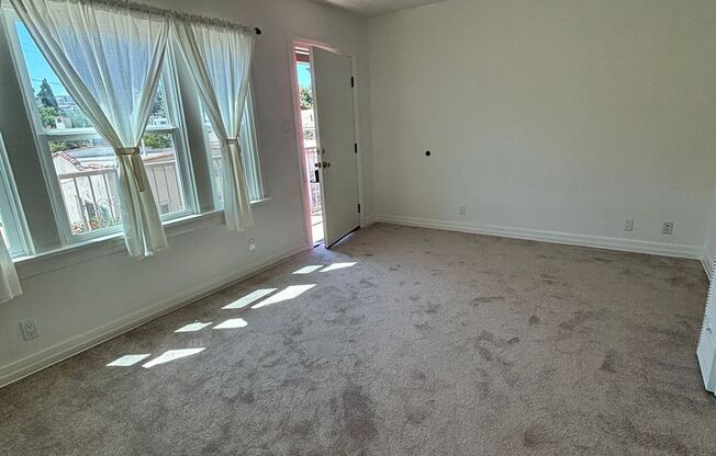 1 bed, 1 bath, $1,900