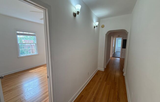 2500 41st Street NW