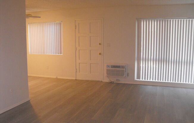 1 bed, 1 bath, 750 sqft, $2,126, Unit Unit 14B