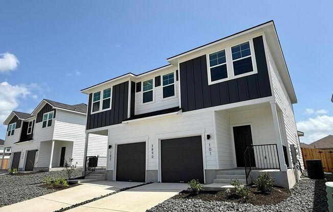 BRAND NEW 3 Bedroom, 2.5 Bathroom, Two-story Duplex in St. Hedwig!
