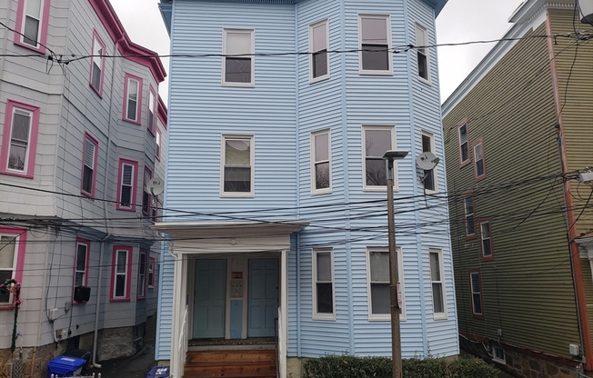 11 ARCOLA ST