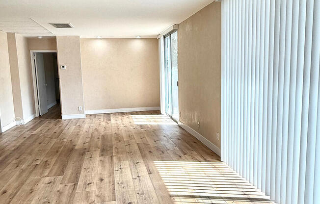 1 bed, 1.8 baths, 885 sqft, $3,795, Unit 211