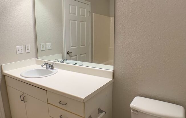 2 beds, 2 baths, $1,850, Unit Unit 240