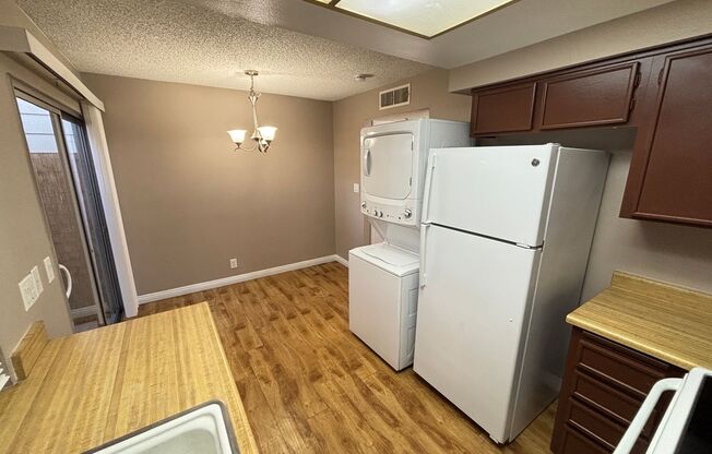 Charming 2BED/2BATH Townhouse located near the Las Vegas Strip