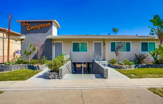 544 Evergreen St