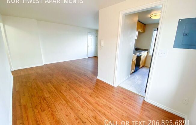 1709 E UN ST