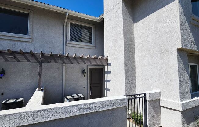 Beautiful 2 bedroom 1.75  bath Home Alta Loma