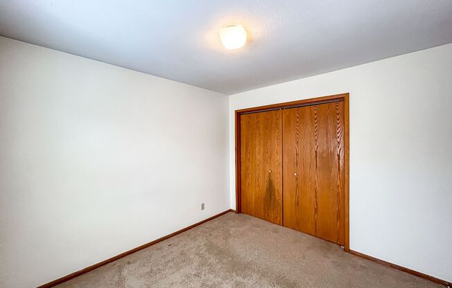 2 beds, 1.5 baths, 750 sqft, $1,285, Unit 305