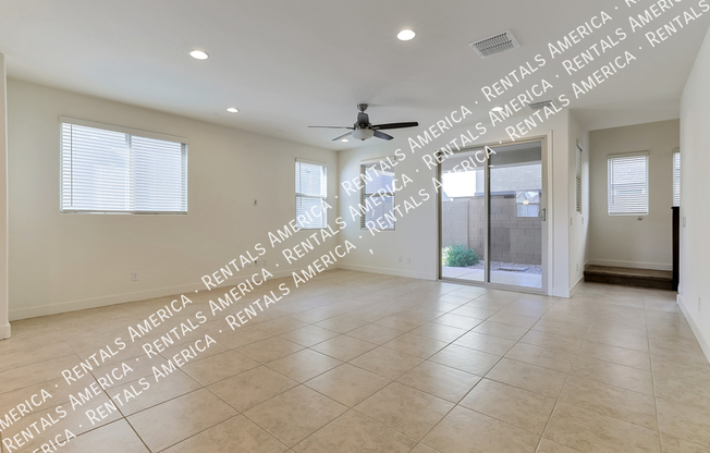 2820 S JOSLYN
