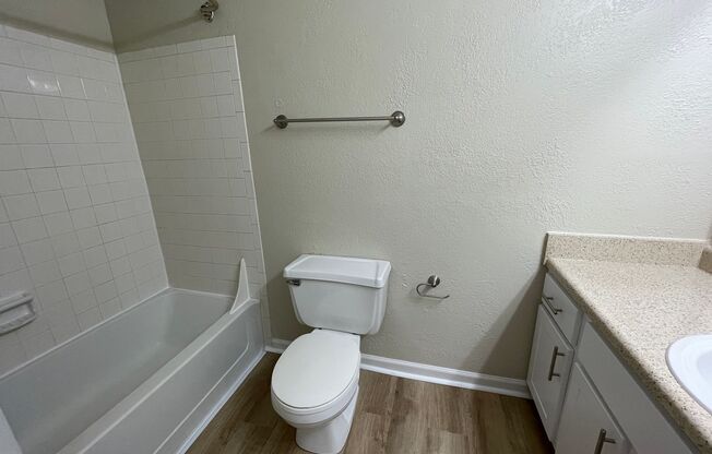 1 bed, 1 bath, 652 sqft, $1,225, Unit #304