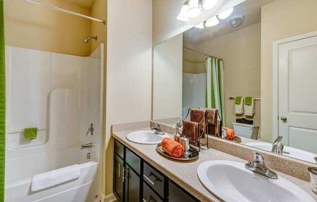 Spacious Bathrooms at Patriot Park Apartment Homes in Fayetteville, NC,28311