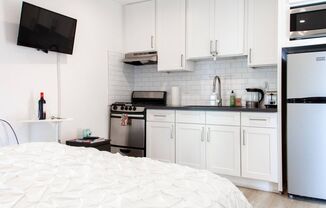 Studio, 1 bath, 230 sqft, $1,875, Unit 716- 35