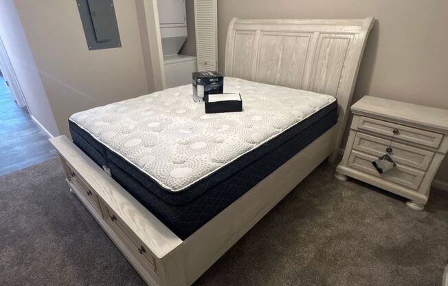 Studio, 1 bath, 502 sqft, $1,200, Unit 16