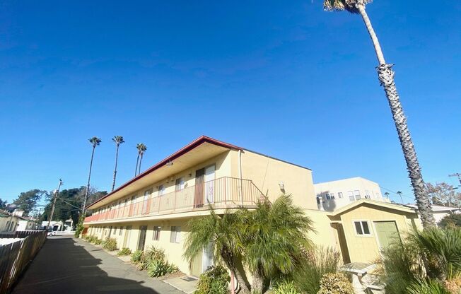 G Street (Martinez)