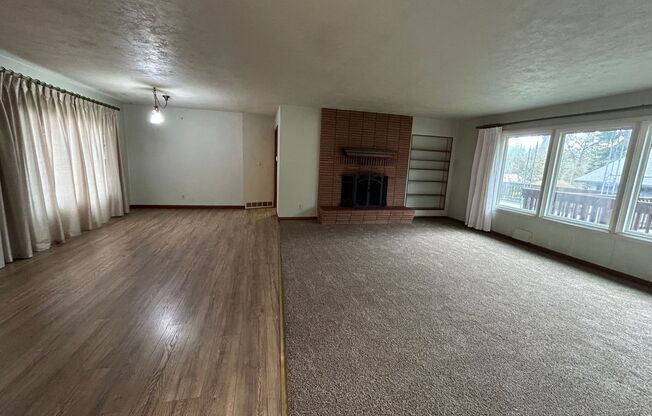 Spacious 4-Bedroom Home in a Desirable Neighborhood