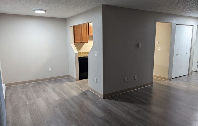 1 bed, 1 bath, 660 sqft, $1,525, Unit D105