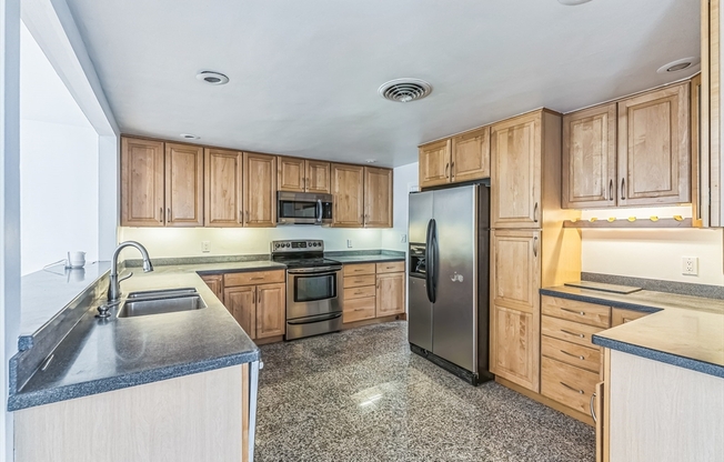 12 SEVLAND RD