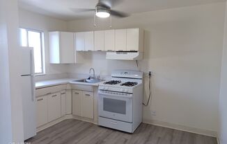 Anita Plaza Apartments