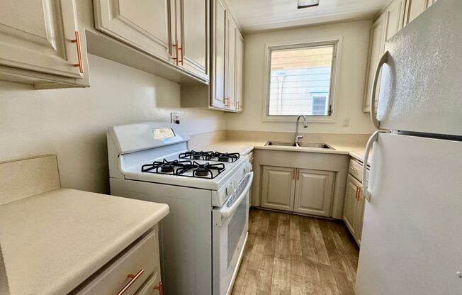 333 S Rexford Dr LEASE ONLY (In Progress)